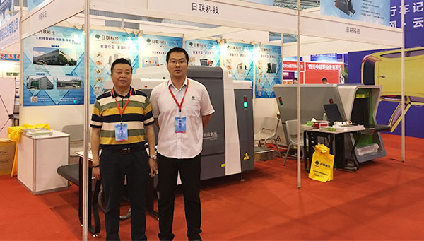 米兰·(milan)科技智能云应用X光安检技术凸显成都安防展创新趋势