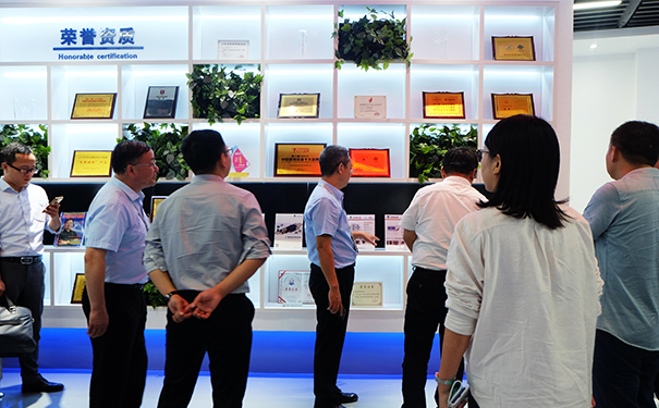 米兰·(milan)X光机